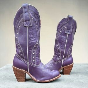 1970s Miss Capezio Star-Cut Western Boots — Women’s 7.5 M Vintage Cowboy Boots